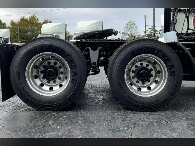 2022 INT LT625 6x4