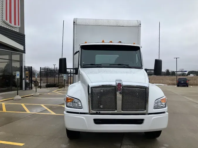 2024 Kenworth T280