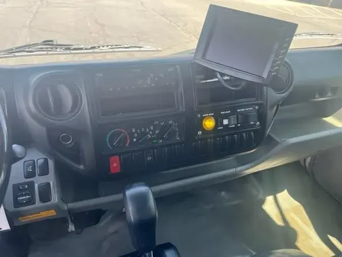 2018 Hino 195