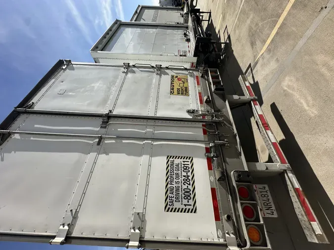 2015 UTILITY TRAILERS VS2RA 48/162/102