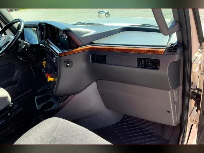2020 INT LT625 6x4