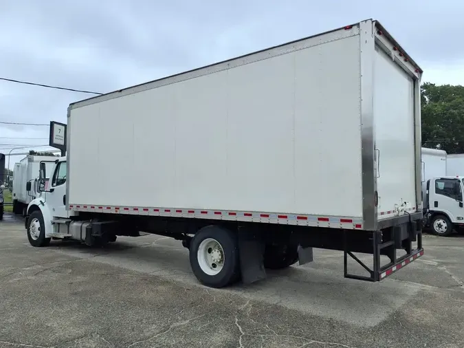 2018 FREIGHTLINER M2 106