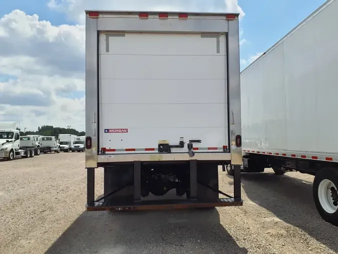 2020 FREIGHTLINER M2 106