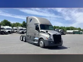 2025 Freightliner Cascadia 126
