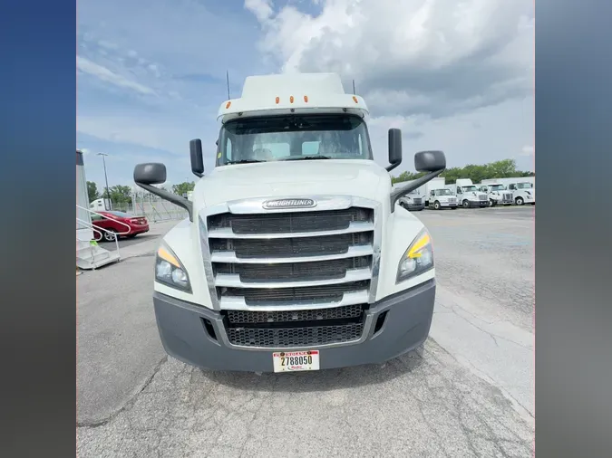 2019 FREIGHTLINER/MERCEDES NEW CASCADIA 126