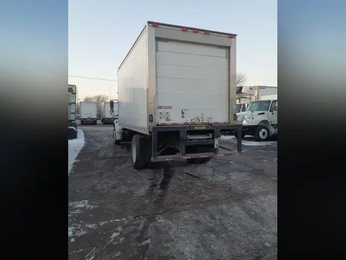 2019 FREIGHTLINER/MERCEDES M2 106