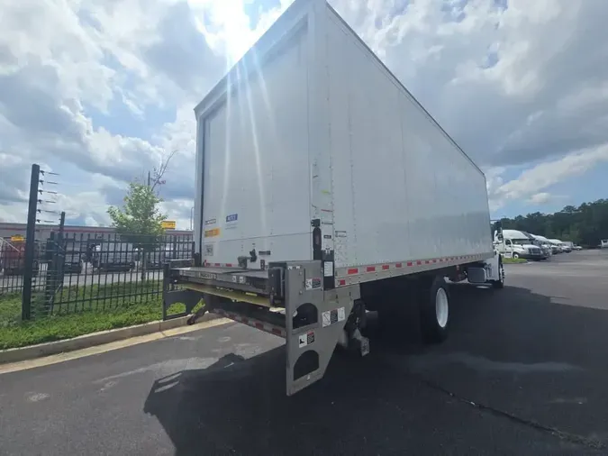 2022 FREIGHTLINER/MERCEDES M2 10613718cd4f5b268ee651f7abcaef091de