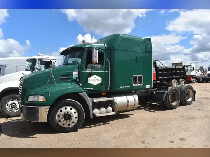 2009 MACK PINNACLE CXU613137207c426be09300de63e09b087d890