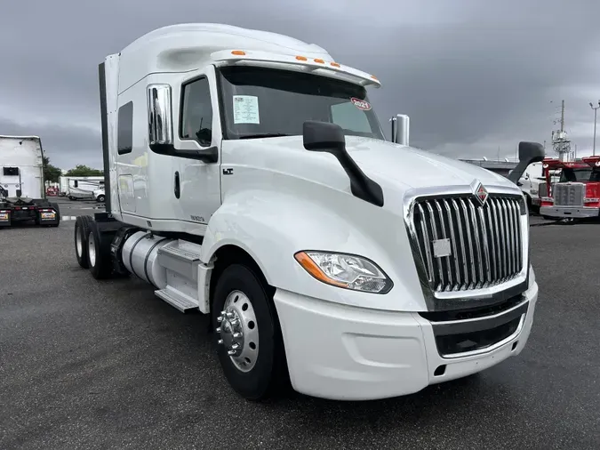 2021 International LT625