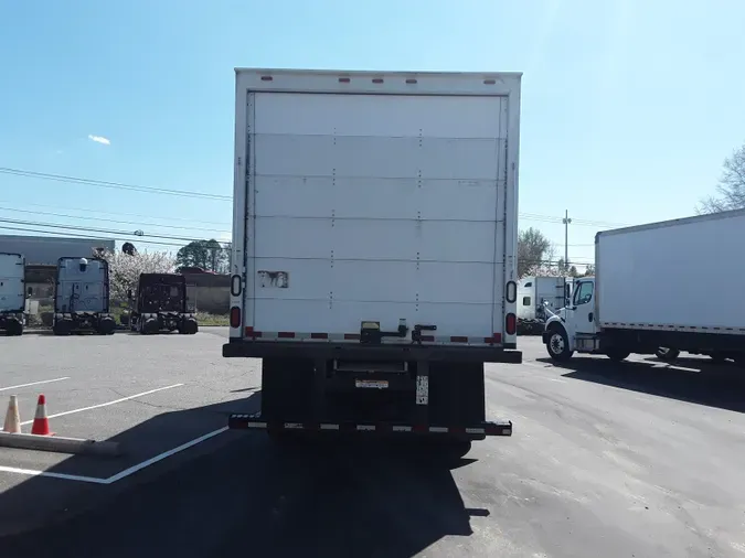 2016 FREIGHTLINER/MERCEDES M2 106