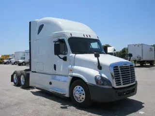 2019 FREIGHTLINER X12564ST