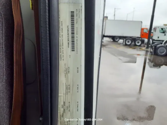 2020 VOLVO VNL64T-300