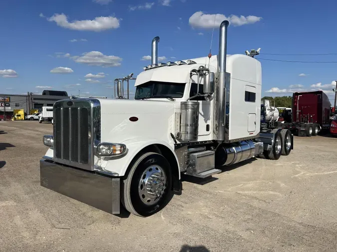 2020 Peterbilt 389