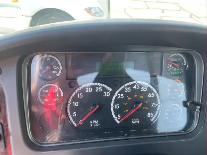 2020 Freightliner Business Class M2 106