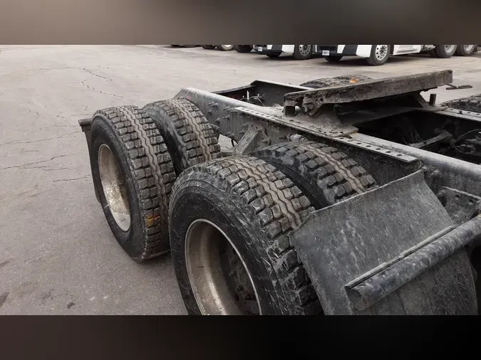 2018 Volvo VNL300