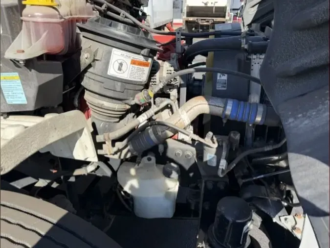 2020 FREIGHTLINER/MERCEDES M2 106