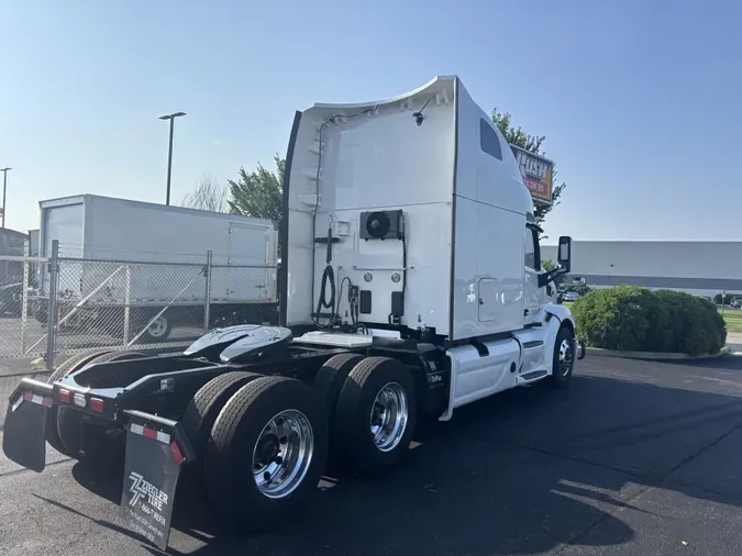 2022 Peterbilt 579