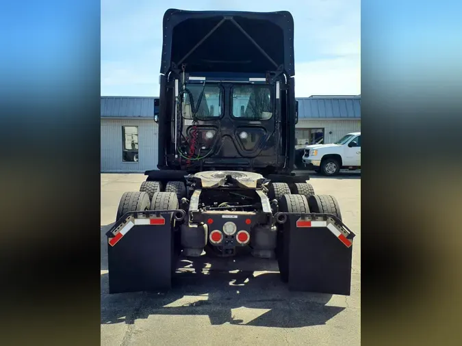2020 FREIGHTLINER/MERCEDES NEW CASCADIA PX12664