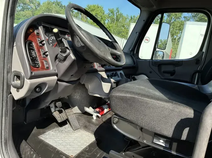 2019 FREIGHTLINER/MERCEDES M2 106138746e7de99796c0da061e1353aeaef