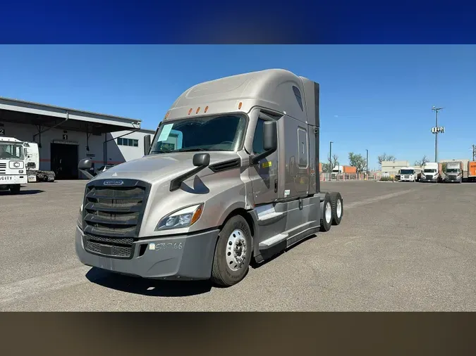 2022 Freightliner Cascadia 126138def541d7885af2f06a8f7d3d9d548