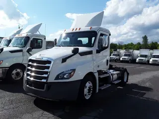 2020 FREIGHTLINER NEW CASCADIA 126