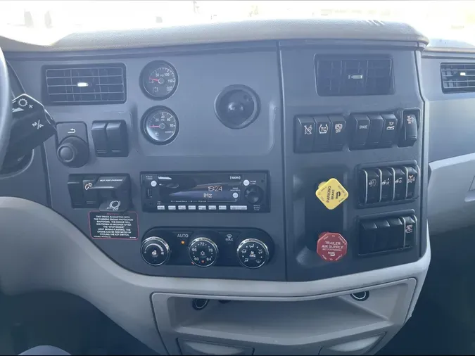 2021 Peterbilt 579