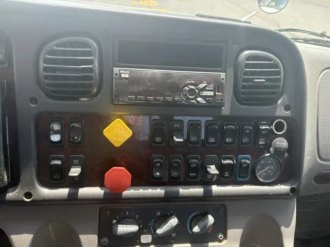 2020 Freightliner Cascadia13920a4fcbb2a81ed0578679559906d8