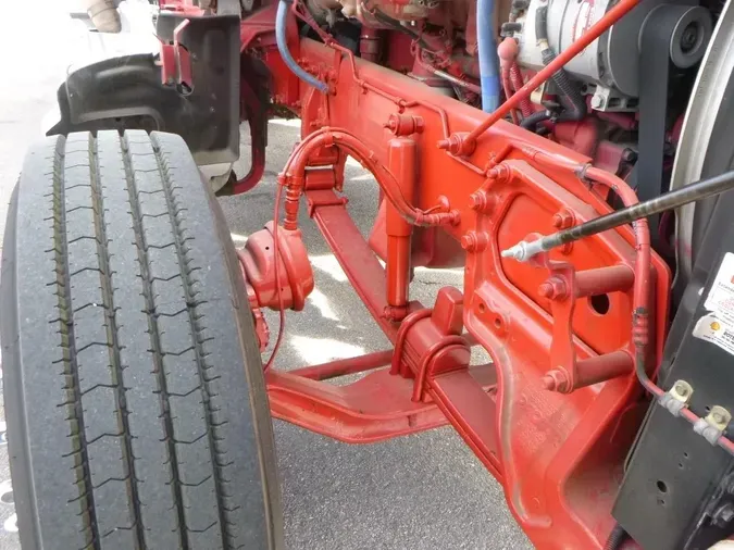 2023 Peterbilt 56713943815c5d24f81720ab7255190038c