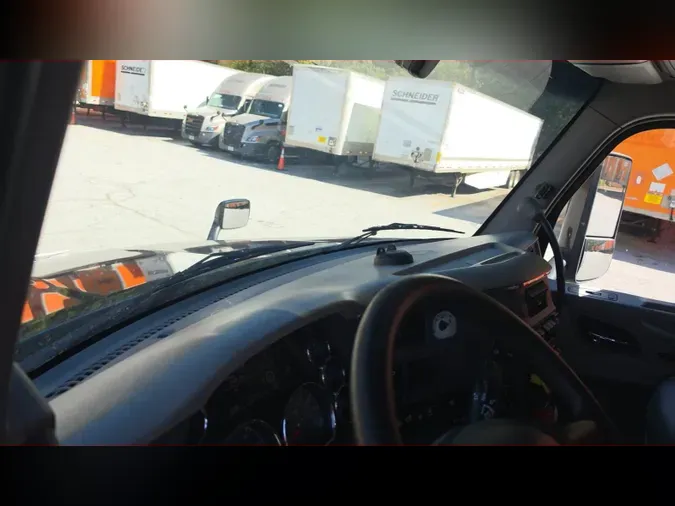 2021 Peterbilt 579