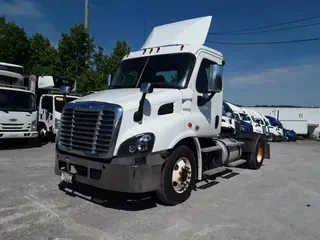 2019 FREIGHTLINER/MERCEDES CASCADIA 113