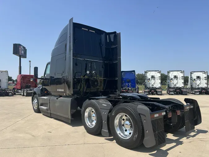 2022 International LT625