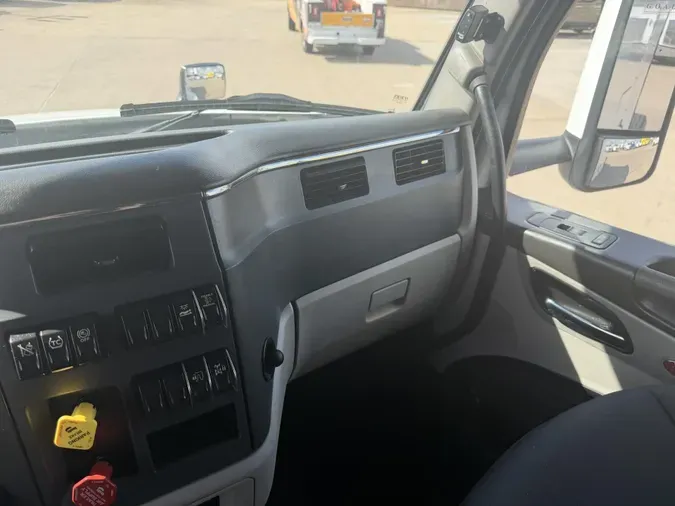 2022 Peterbilt 579
