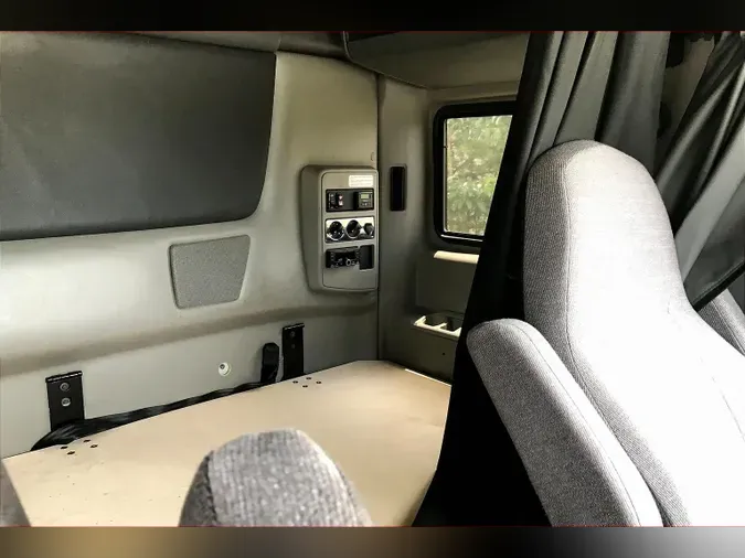 2022 INT LT625 6x4