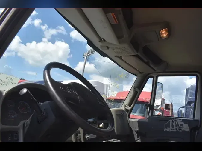 2013 INTERNATIONAL WORKSTAR 7600