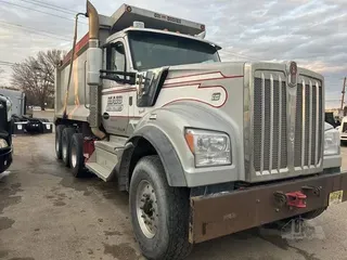 2020 KENWORTH W990