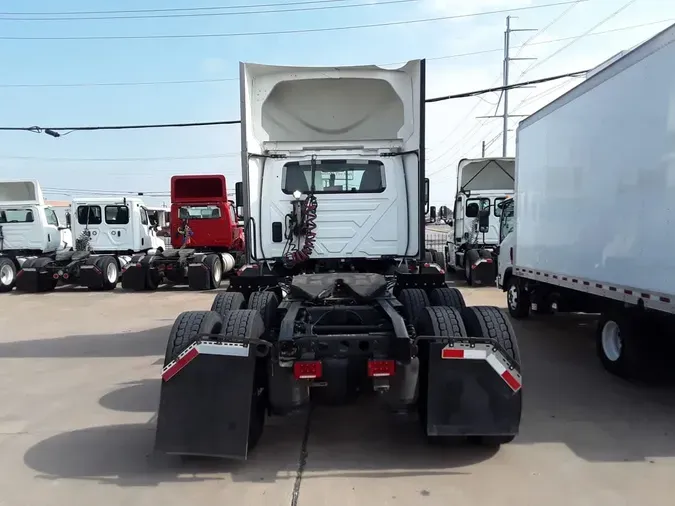 2020 NAVISTAR INTERNATIONAL RH613 DAYCAB T/A