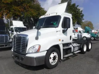 2018 FREIGHTLINER/MERCEDES CASCADIA 125