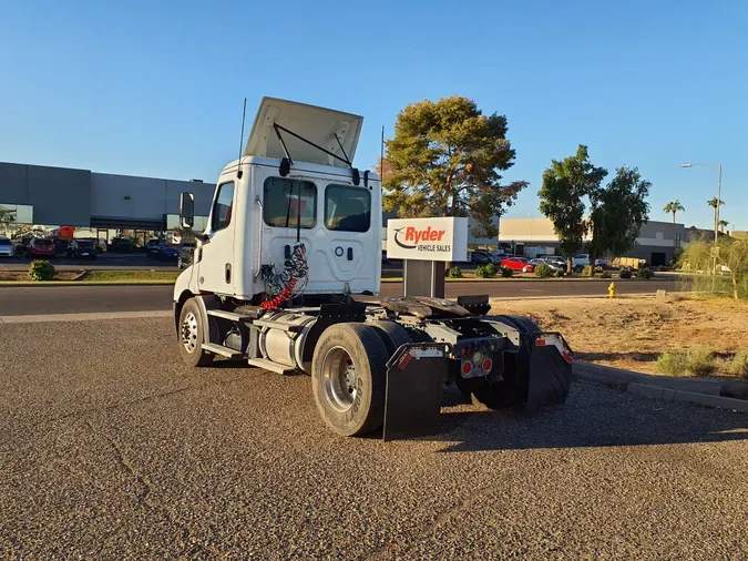 2020 FREIGHTLINER/MERCEDES NEW CASCADIA 116