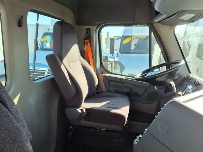 2019 FREIGHTLINER/MERCEDES CASCADIA 12513b118400a9b88dcc56928da5173afca