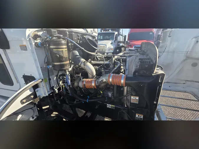 2020 Peterbilt 33713b555cb9ad1891c23430ba81e30cdb4