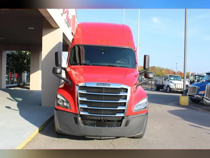 2021 Freightliner Cascadia