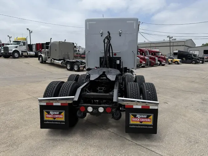 2019 Kenworth T880