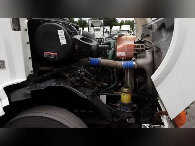 2018 Volvo VNL300