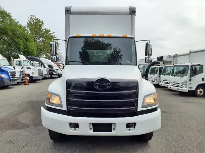 2018 FREIGHTLINER HINO 338