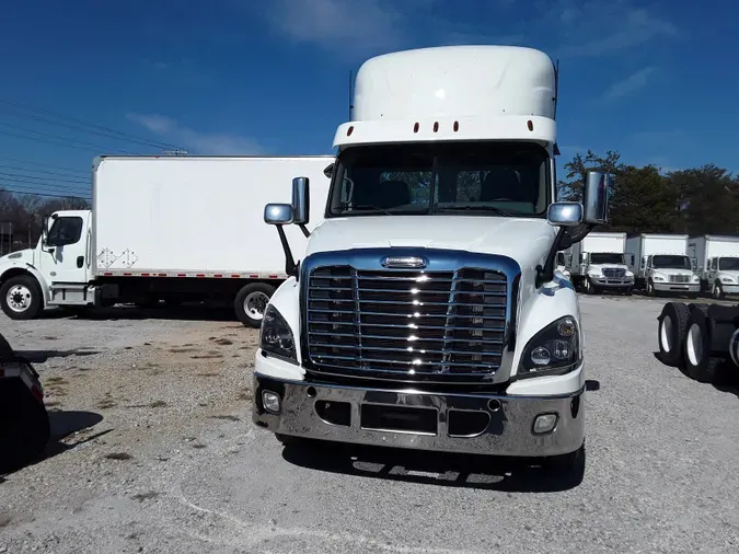 2018 FREIGHTLINER/MERCEDES CASCADIA 125