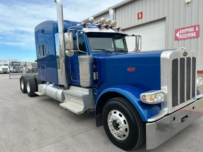 2020 Peterbilt 389