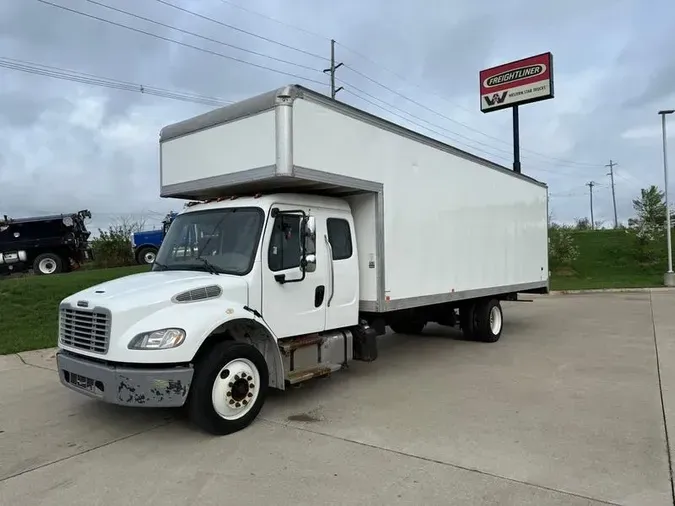 2020 Freightliner M2 106