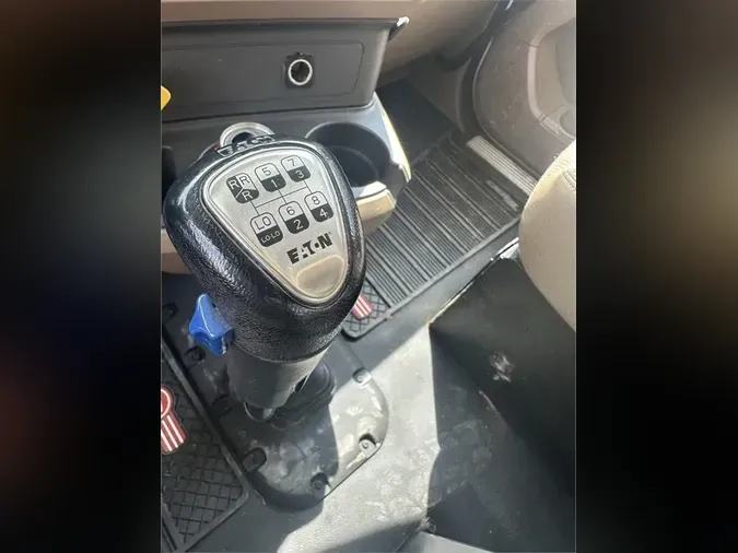 2018 KENWORTH T880