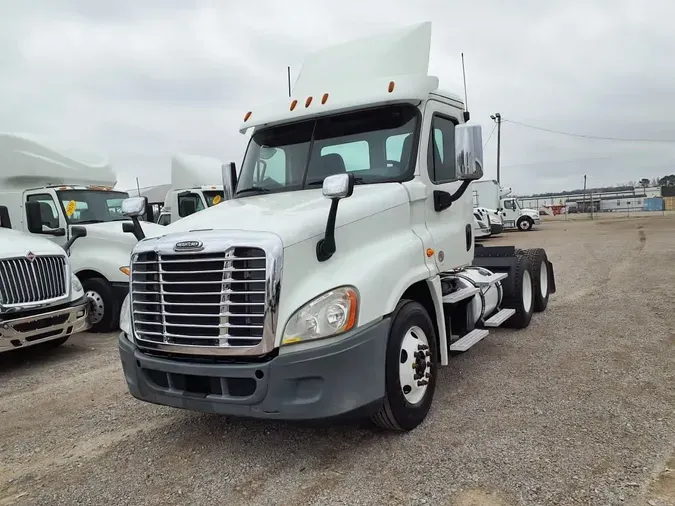 2018 FREIGHTLINER/MERCEDES CASCADIA 12513d1ec939025b9427320965f661476fa