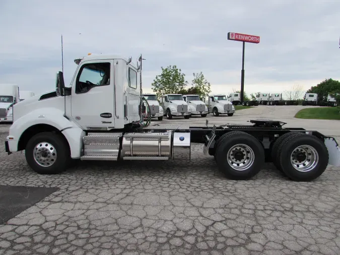 2026 Kenworth T88013d2f412ad7288edca04eb160b2cf8bb